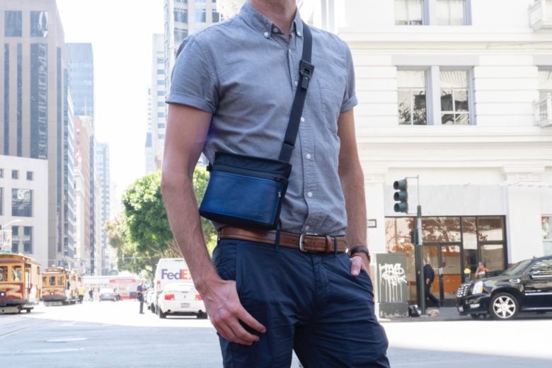 Marqui Crossbody Pouch