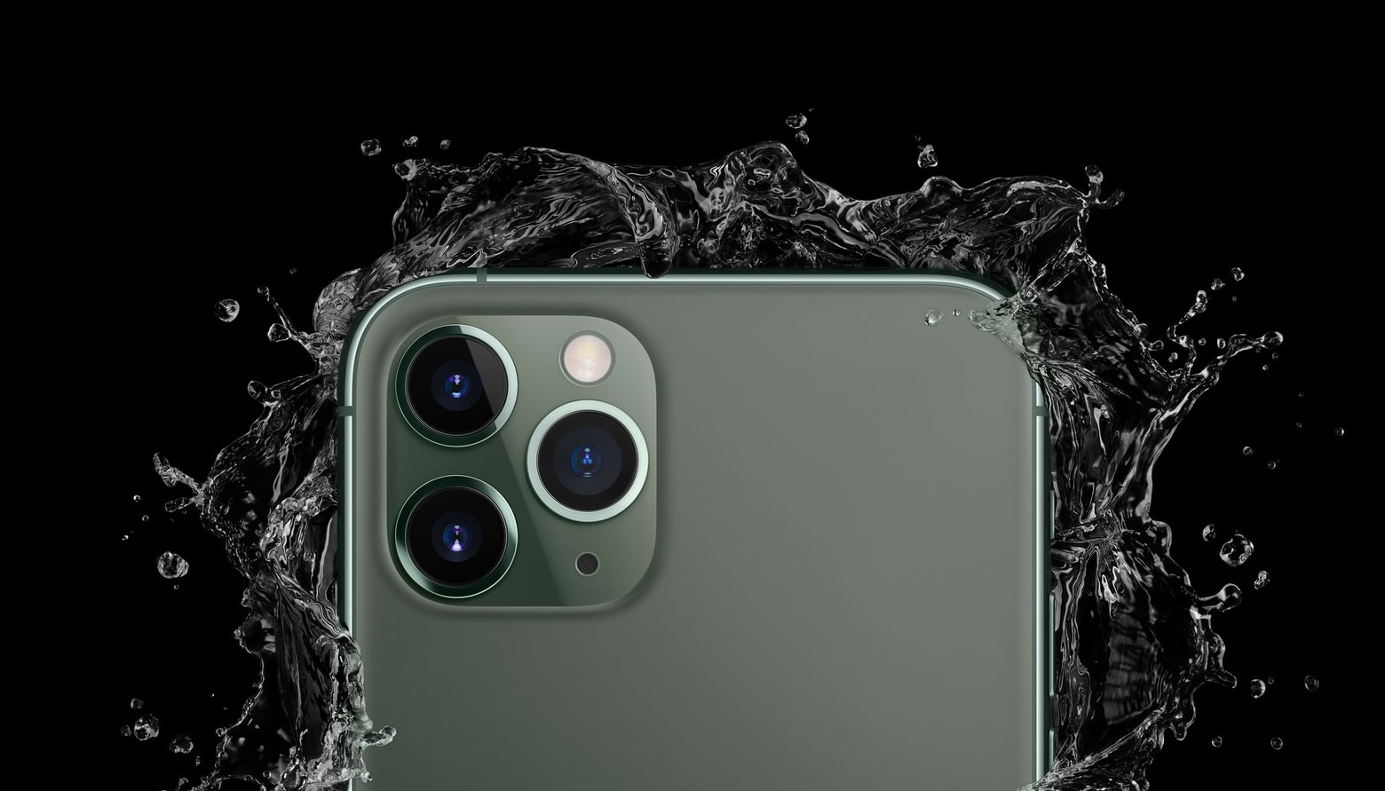iPhone 11 camera lenses