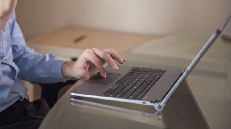 Sentis Libra iPad keyboard case with trackpad