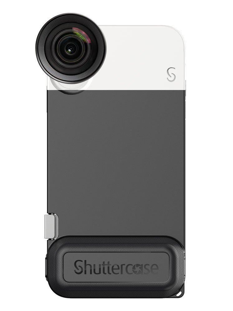Shuttercase and Moment lens