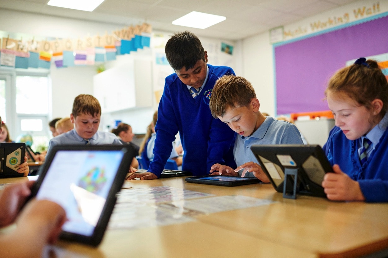 Apple helps teach coding lessons to kids as young as 5