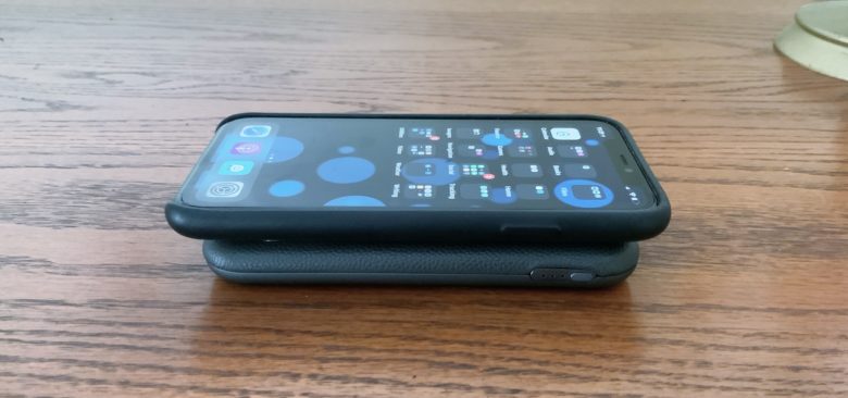 Courant Carry with iPhone 11 All it takes to charge an iPhone is place it on top of the Courant Carry.