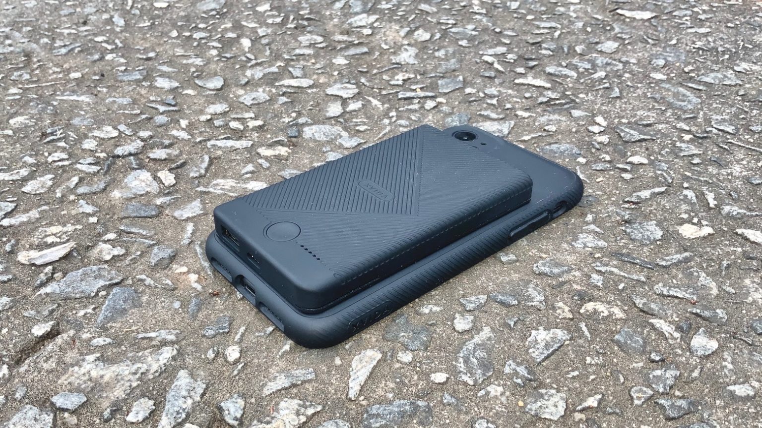 Xvida Magnetic Wireless Charging Case and Portable Battery Pack review