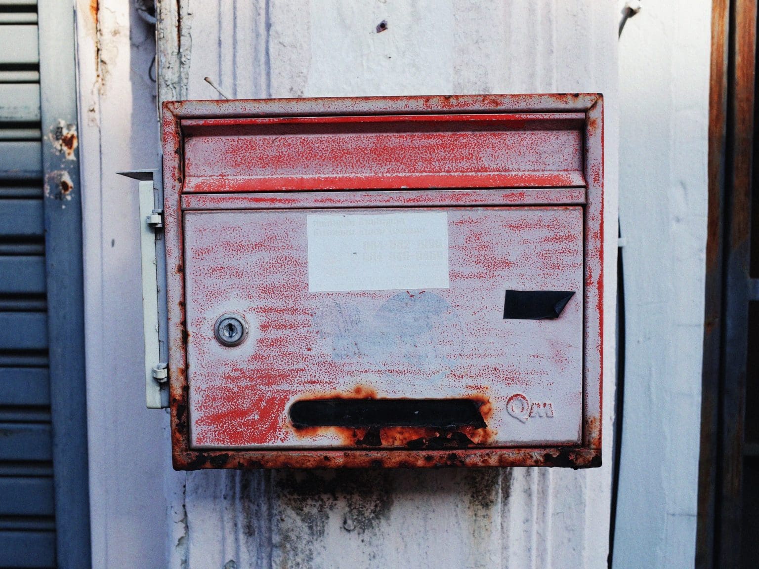 insecure mailbox