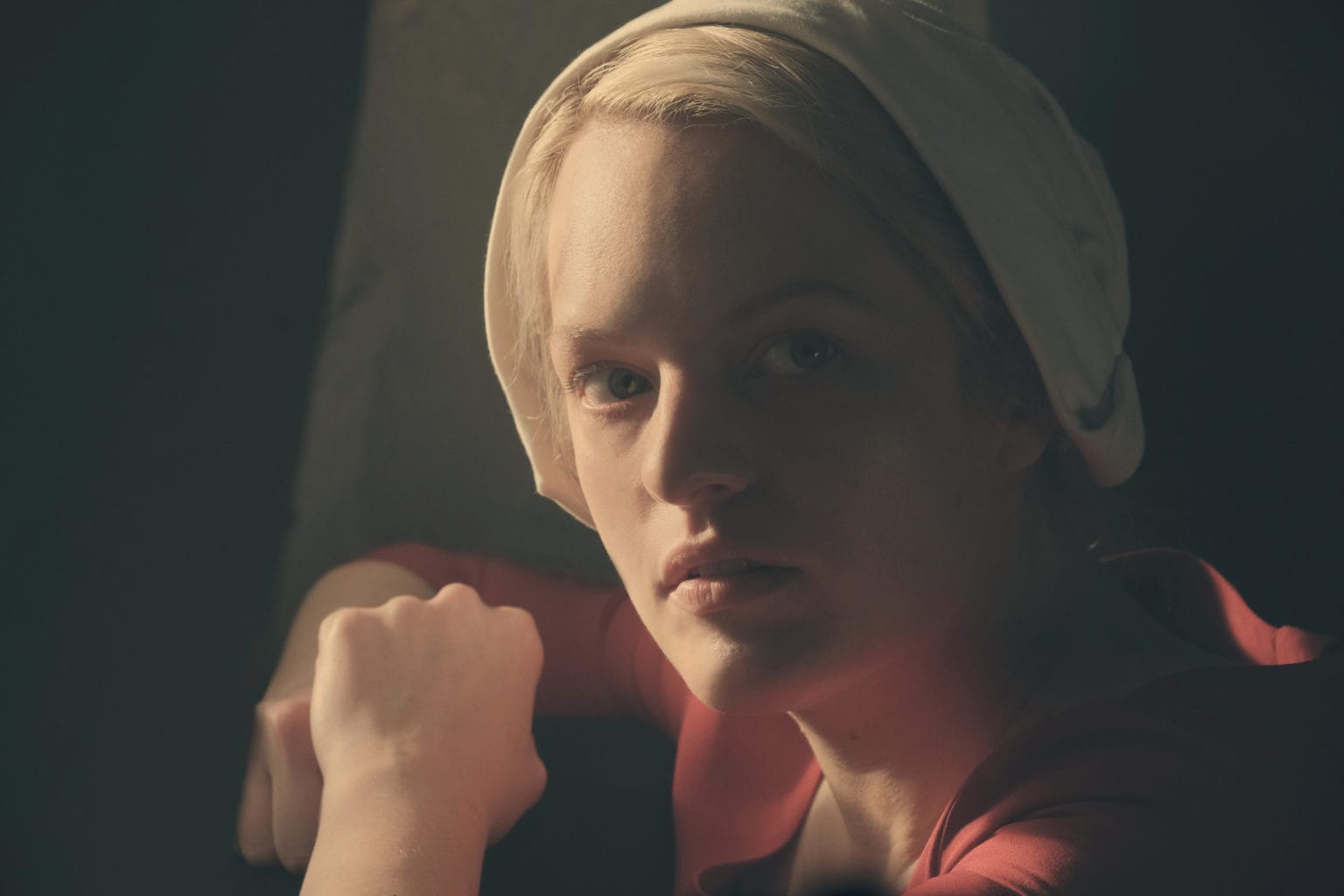 In The Handmaid's Tale, Elisabeth Moss makes the nightmare real.