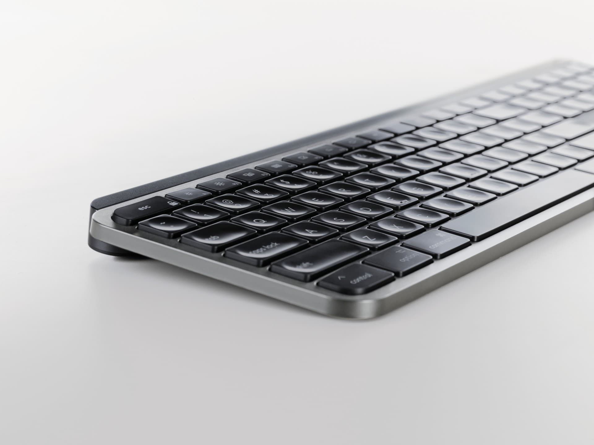 MX Keys for Mac looks gorgeous in space gray (and the keys are in the right spots).