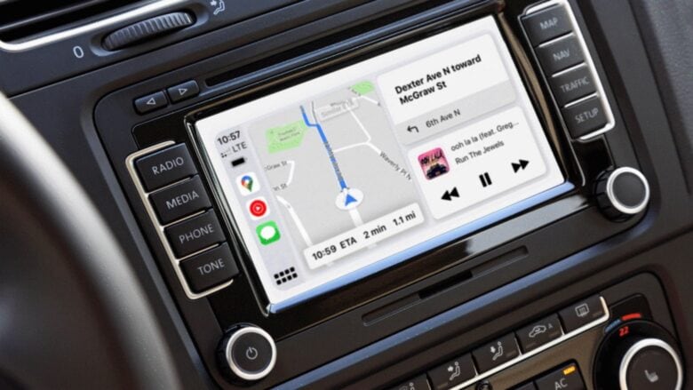 Google Maps on CarPlay has new features
