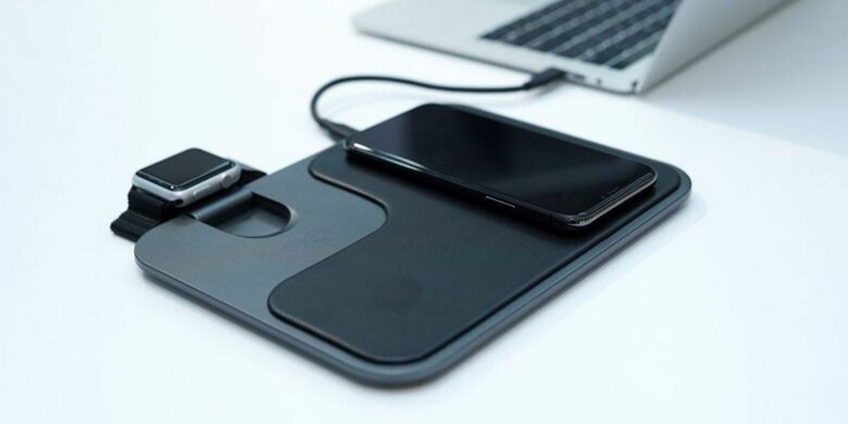 Moovy 3-in-1 Wireless Fast Charging Station