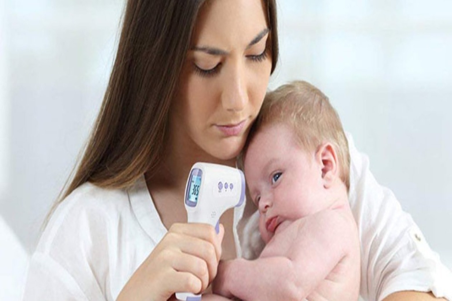 Infrared Non-Contact, Medical-Grade Digital Thermometer