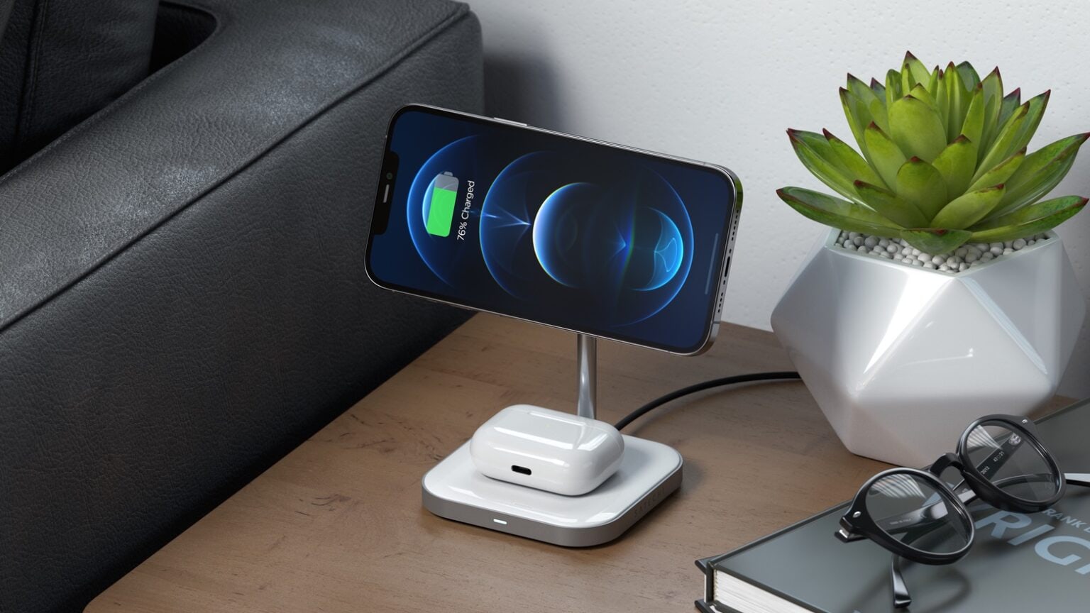 Satechi Aluminum 2-in-1 Magnetic Wireless Charging Stand was unveiled at CES 2021.
