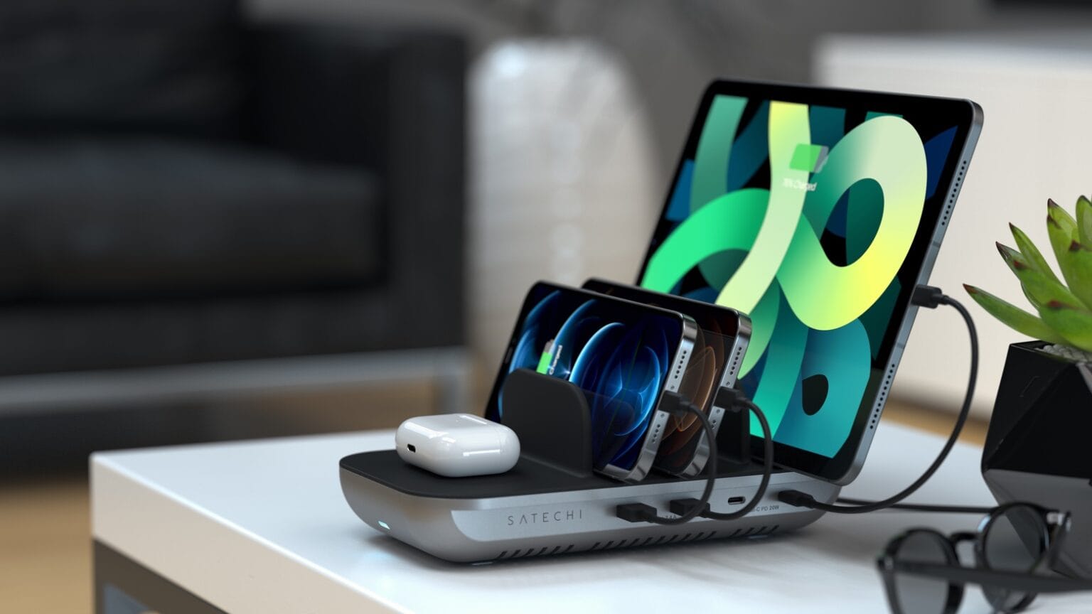 Satechi Dock5 Multi-Device Charging Station launched at CES 2021.