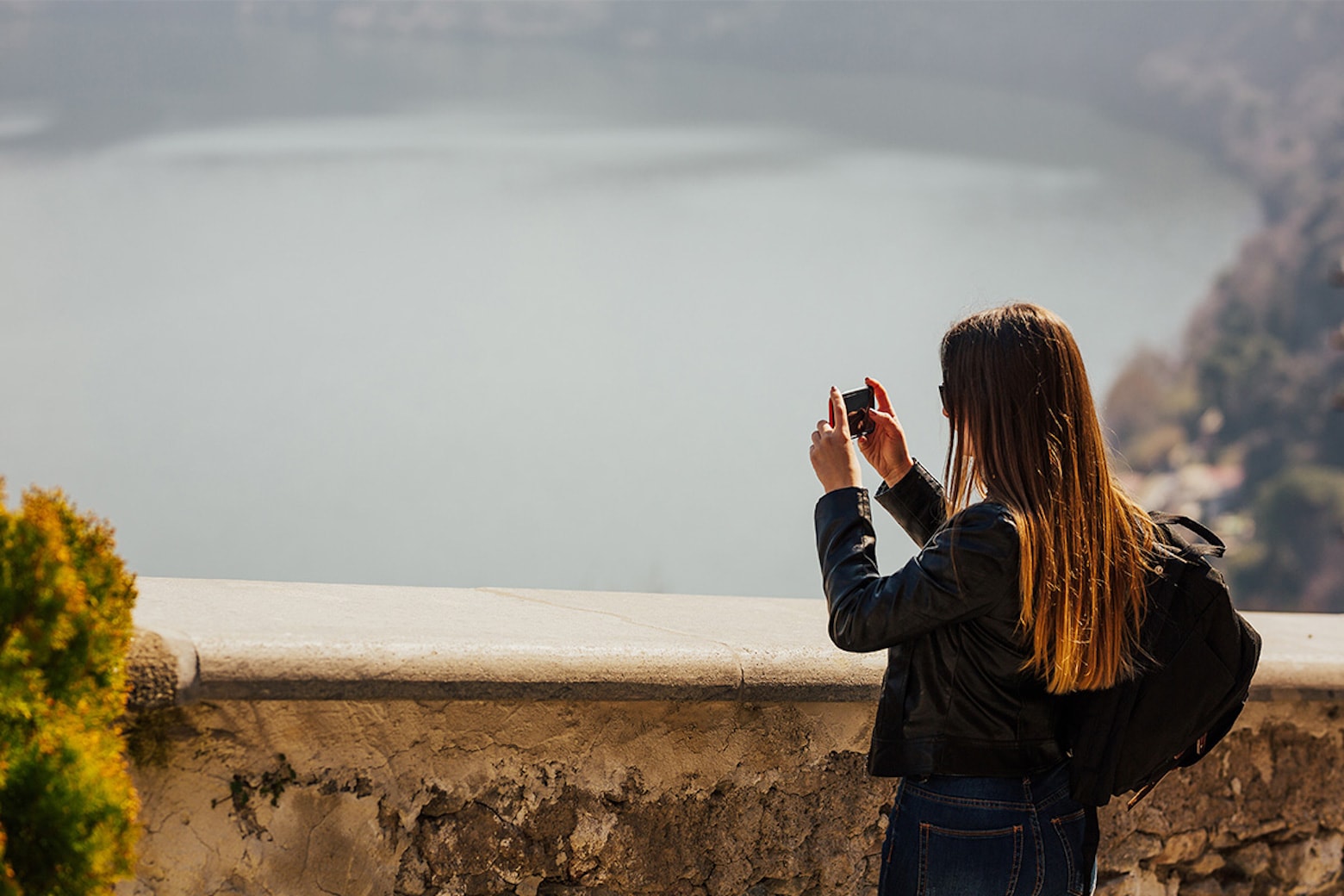 Learn how to take beautiful and professional-looking photos using just your iPhone with this photography course.