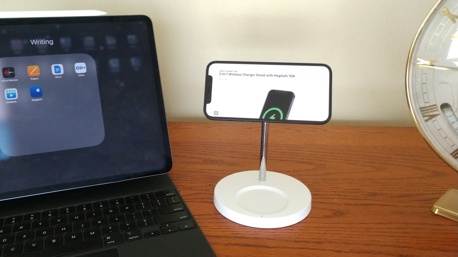 Belkin Boost↑Charge Pro 2-in-1 Wireless Charger Stand with
