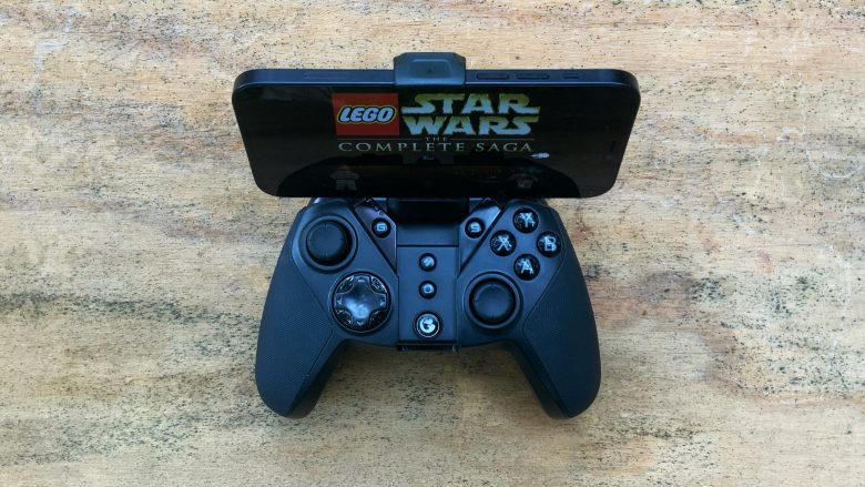 Clip an iPhone or Android into the GameSir G4 Pro for on-the-go gaming.