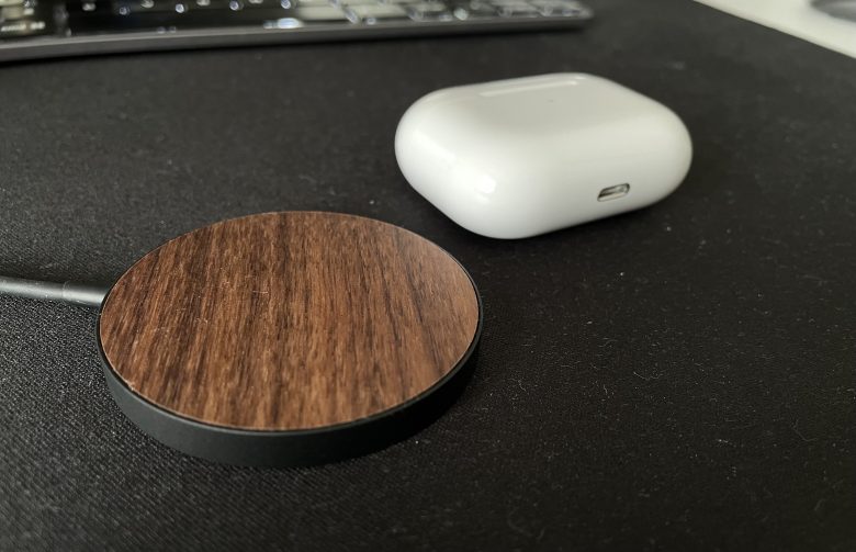 Limited77 Wood MagSafe Charger for iPhone