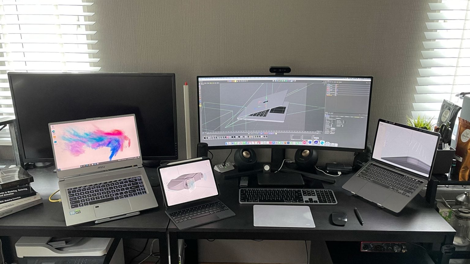Designer Antonio De Rosa uses his setup to render Apple products and more.