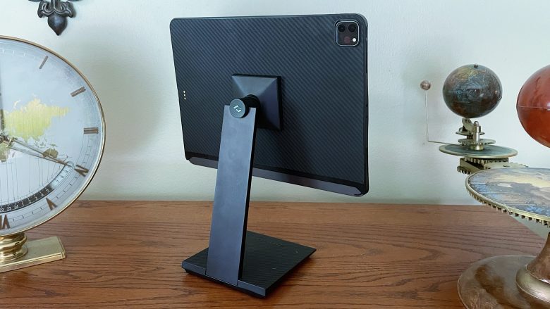 Pitaka MagEZ Stand for Tablets looks like a work of art.