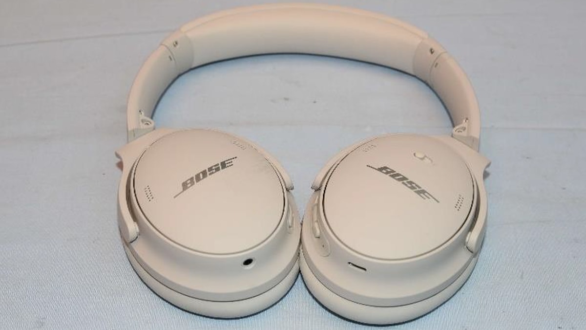FCC leak suggests Bose QuietComfort 45 headphones coming soon 