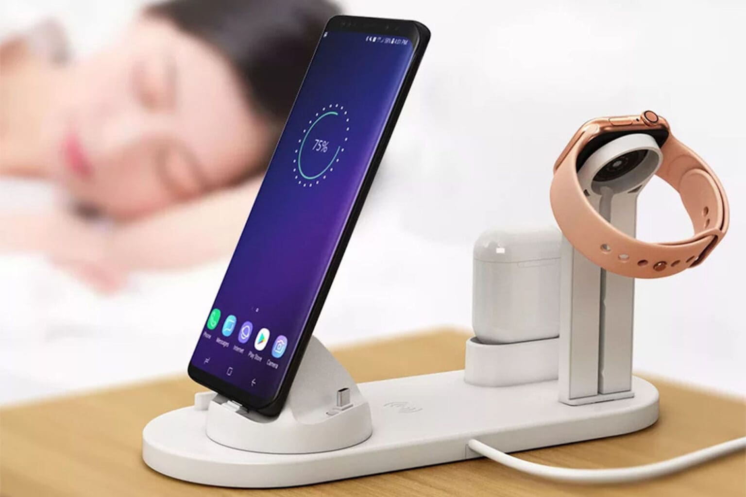 This powerful charging stand can charge Apple 4 devices simultaneously.
