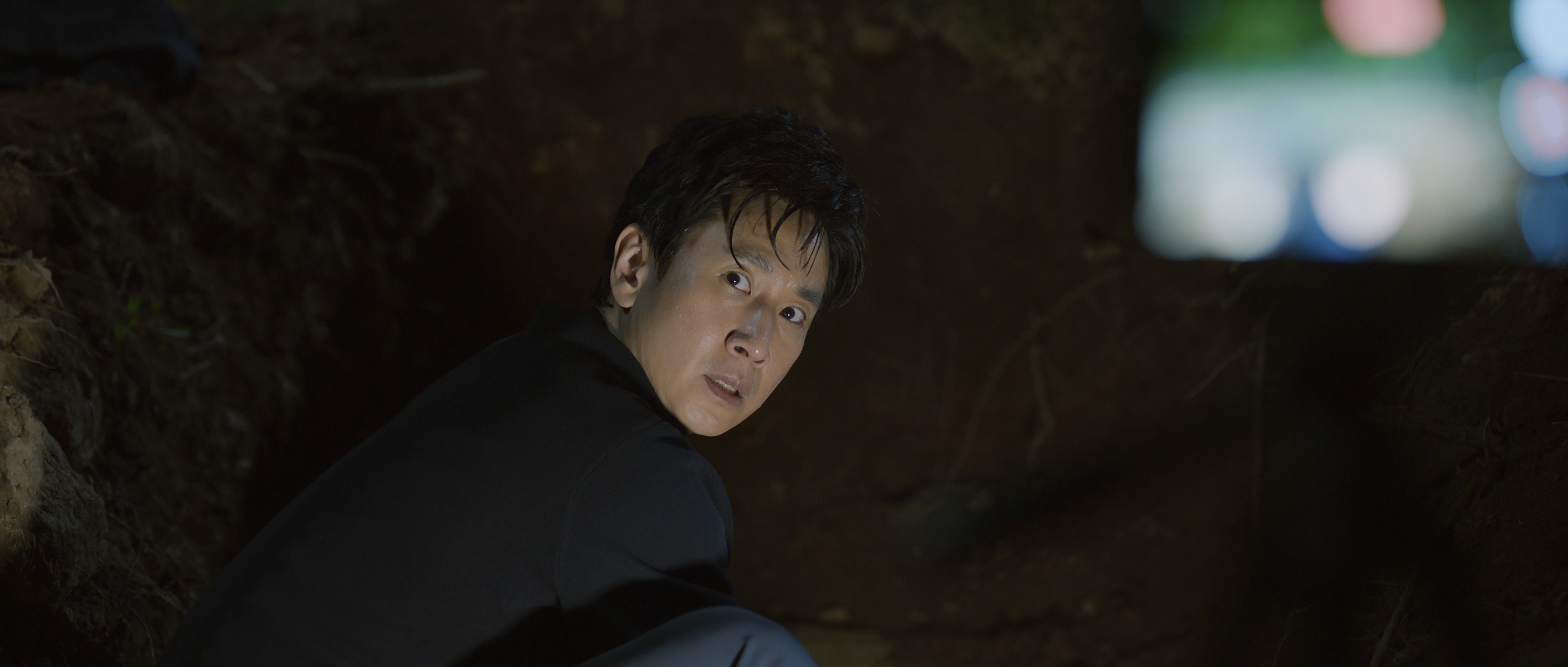 Dr. Brain recap on Apple TV+: Neuroscientist Sewon's experimental brain-syncs take him deeper into weird territory.