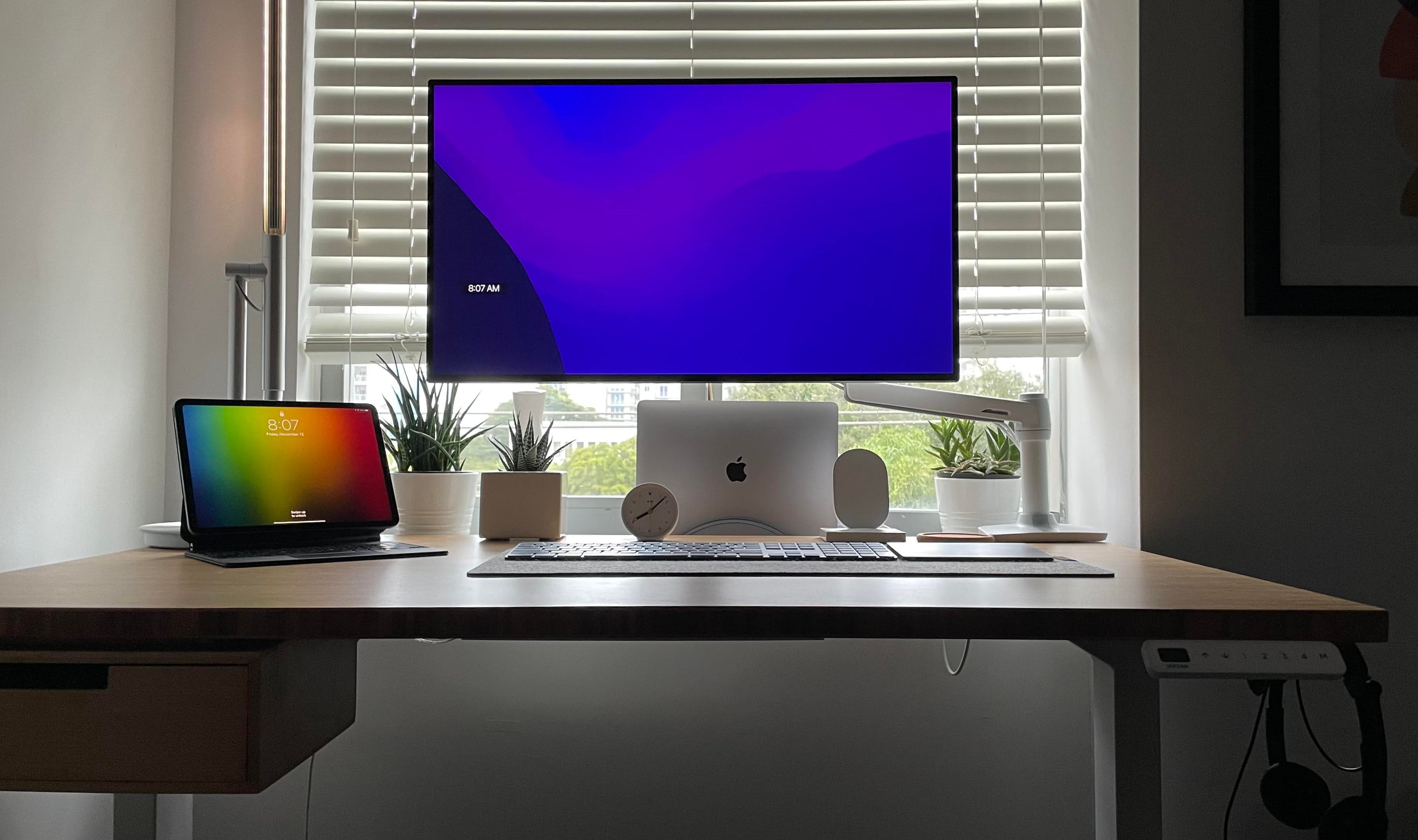 The Uplift standing desk and its accessories helped a lot with reducing cable clutter.