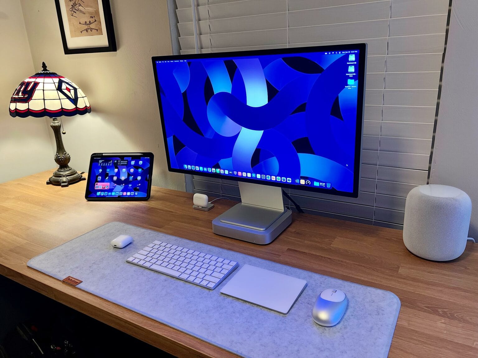 Is it OK to rest your display on top of your Mac mini?