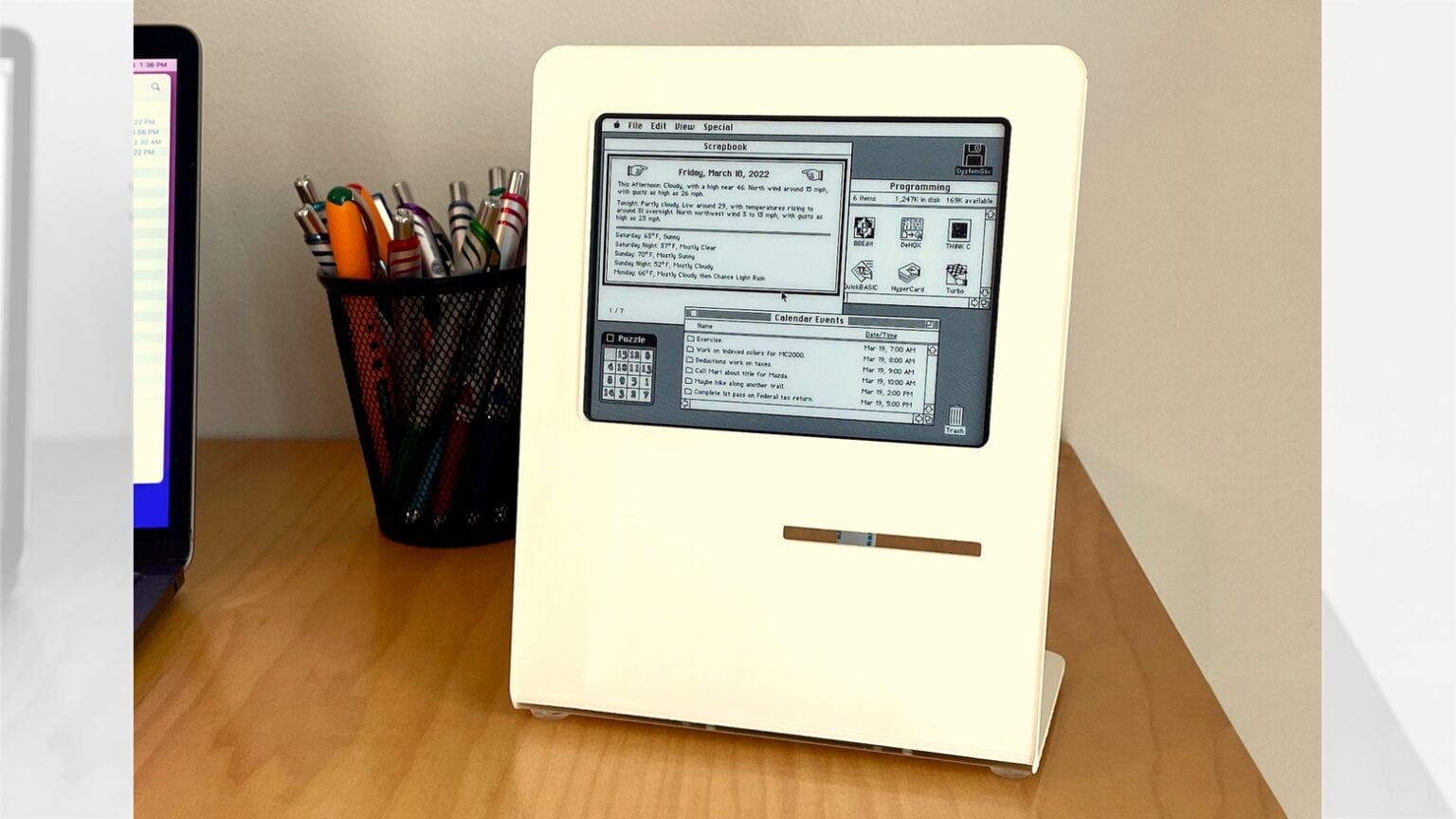 ‘SystemSix’ imagines a classic Macintosh we never got
