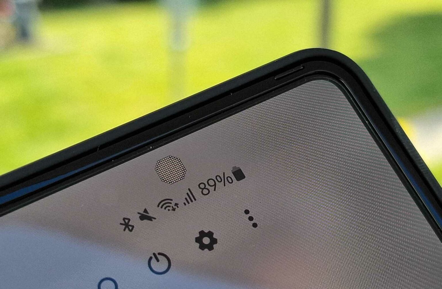 iPhone 15 Pro could have hidden Face ID sensors