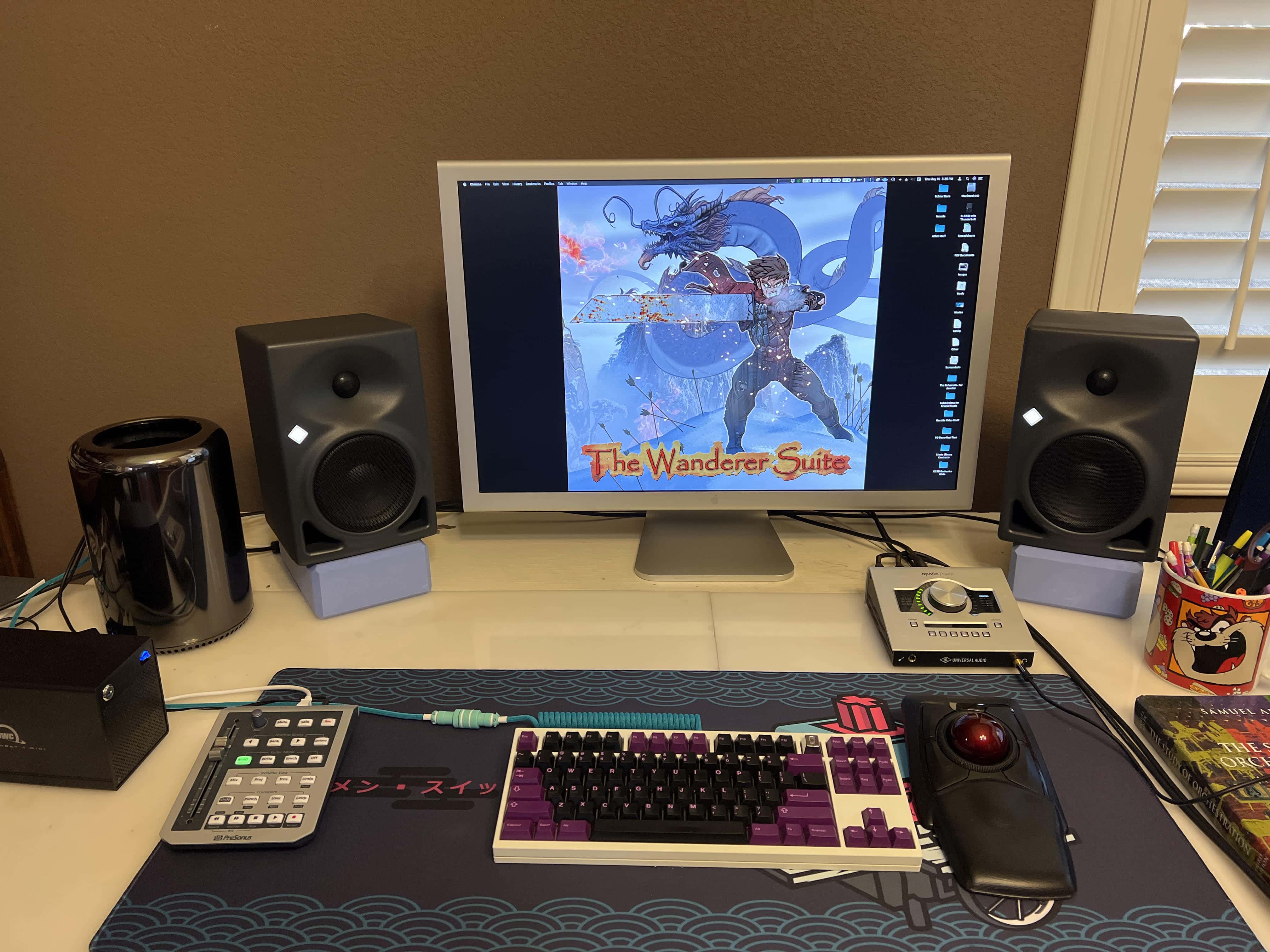 A 9-year old Mac Pro and an even older 30-inch Cinema Display. You don't see those every day.