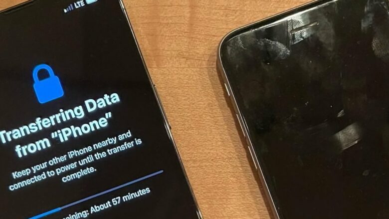 Looks like the "Defending Jacob" star is switching to an iPhone 13.