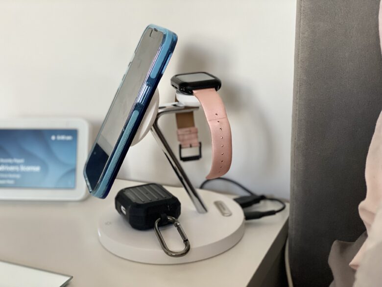 SwitchEasy MagPower 4-in-1 charger: Declutter your nightstand while charging your devices simultaneously.