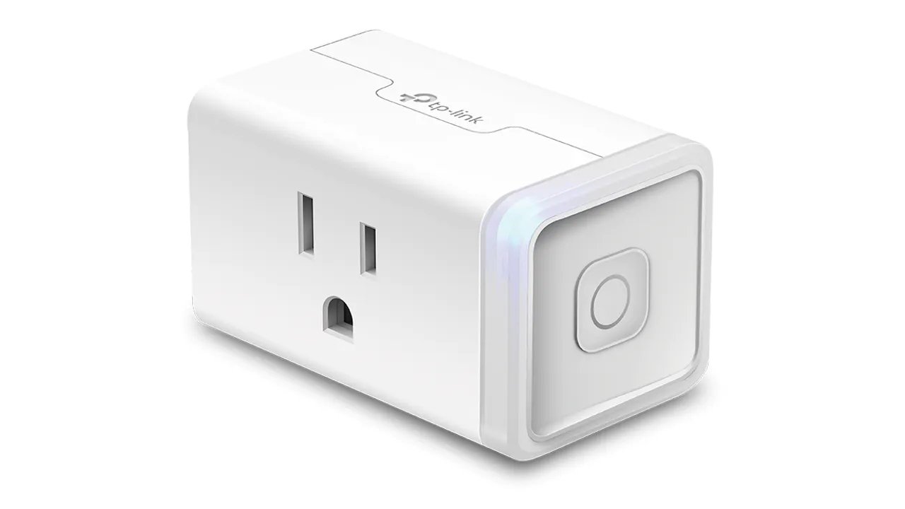TP-Link's new Kasa smart plug for HomeKit lets you know how much energy you're using.