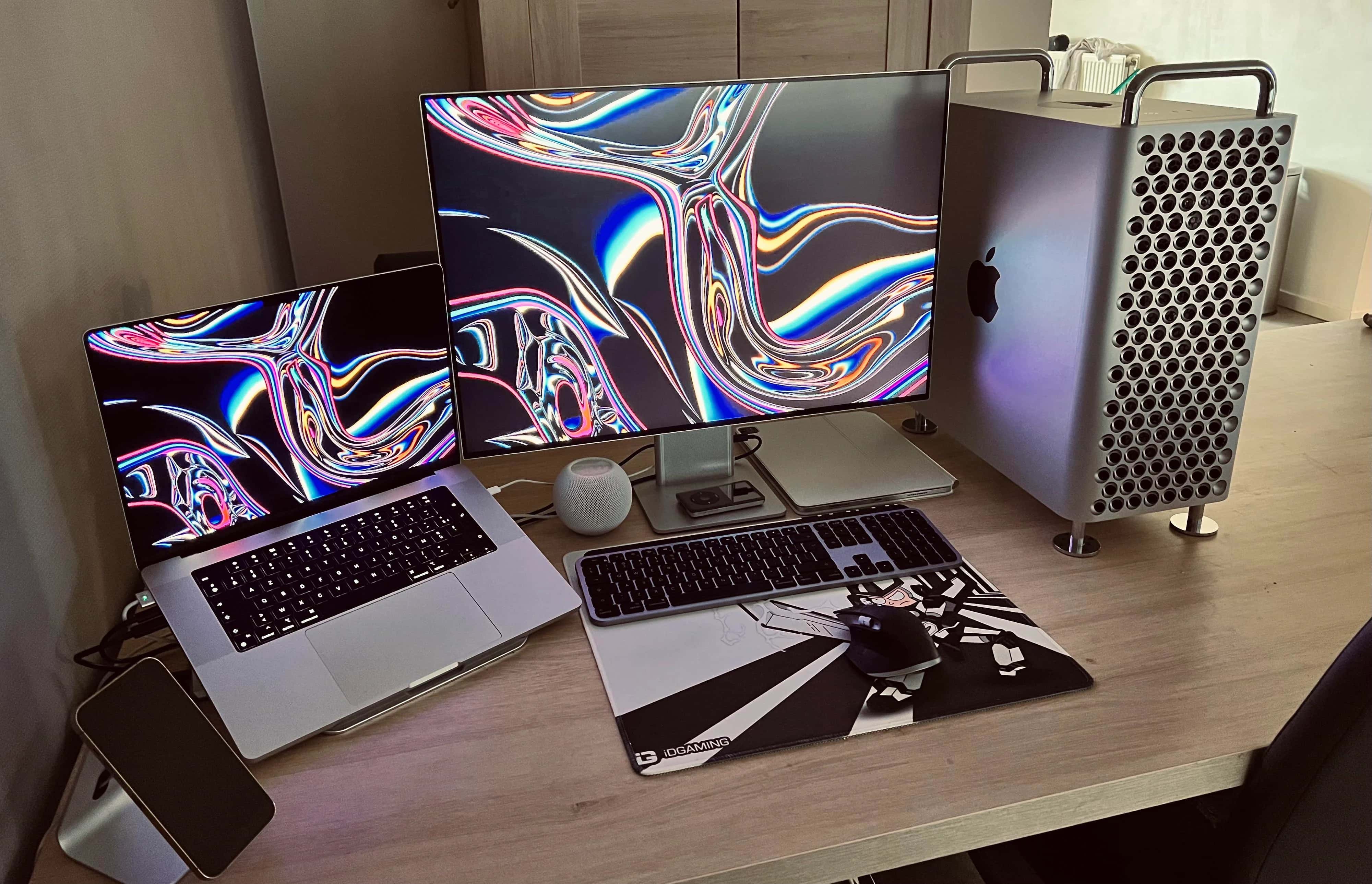 Believe it or not, the main setup has three Pro XDR Displays in it.