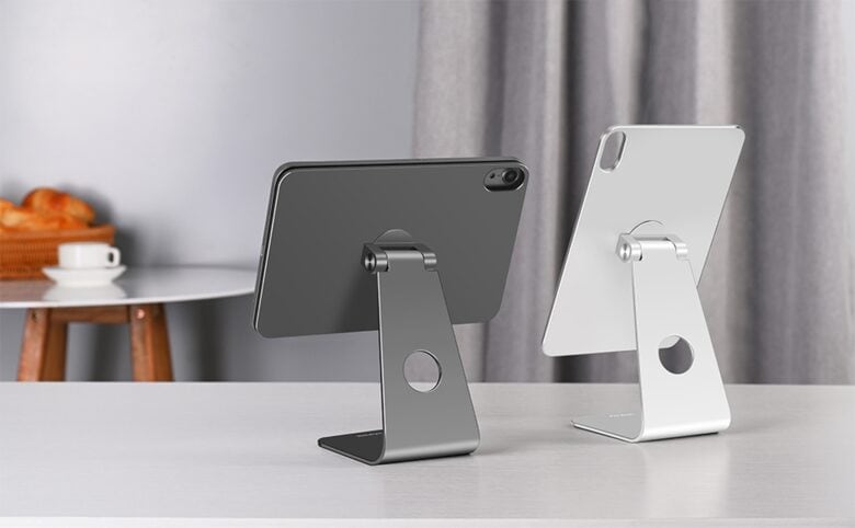 Lululook magnetic stand for iPad mini 6: A sleek look to go with your desktop atmosphere.