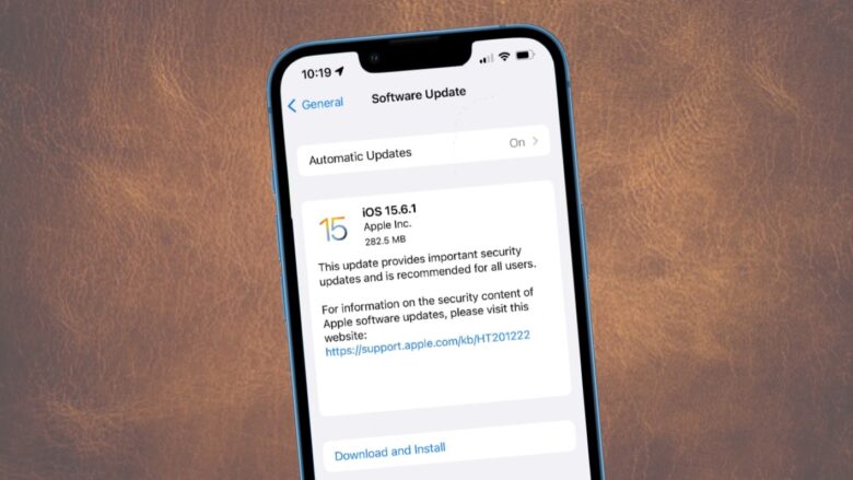 iOS 15.6.1, macOS Monterey 12.5.1 close security holes