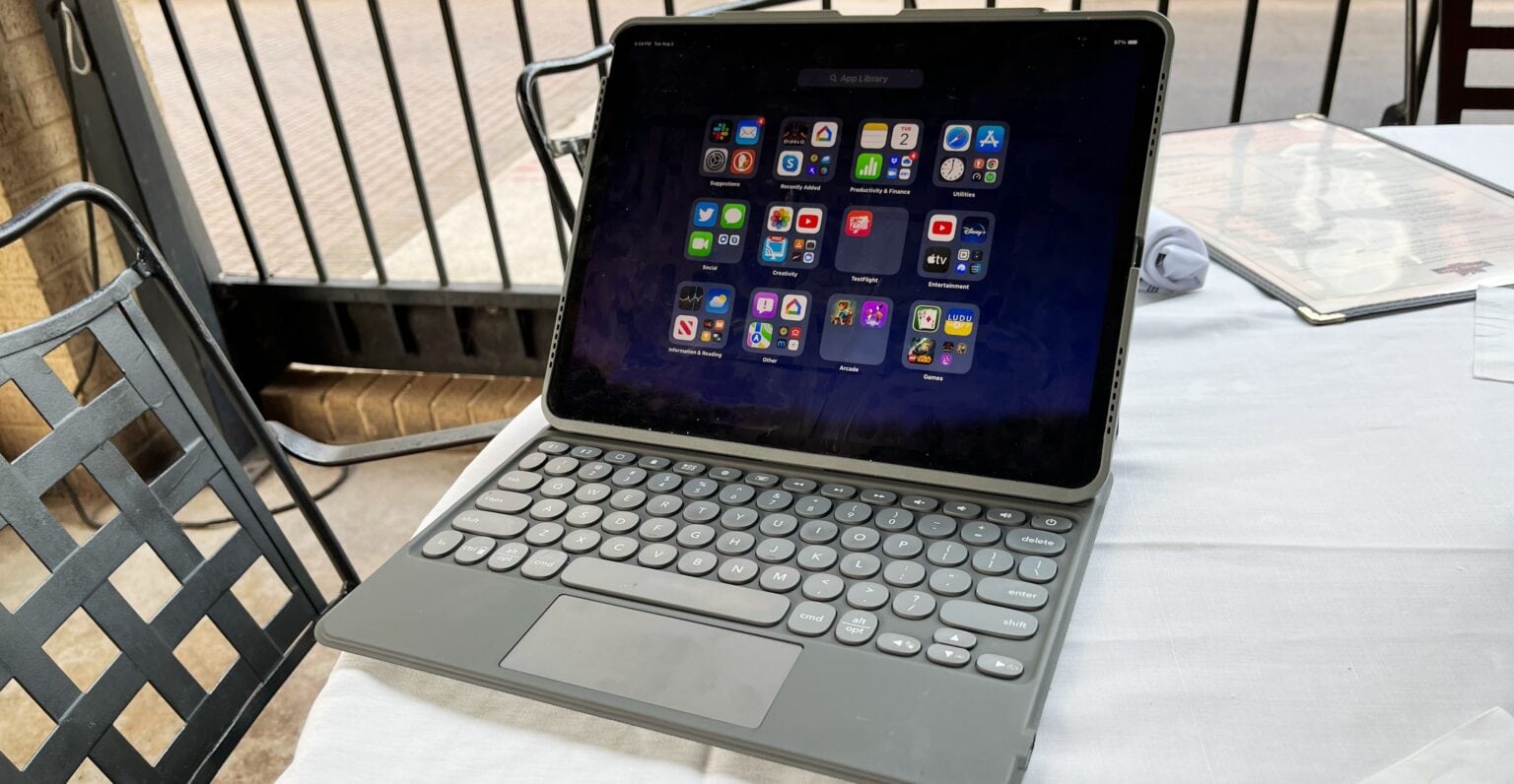 Zagg Pro Keys with Trackpad review: Very protective iPad keyboard case