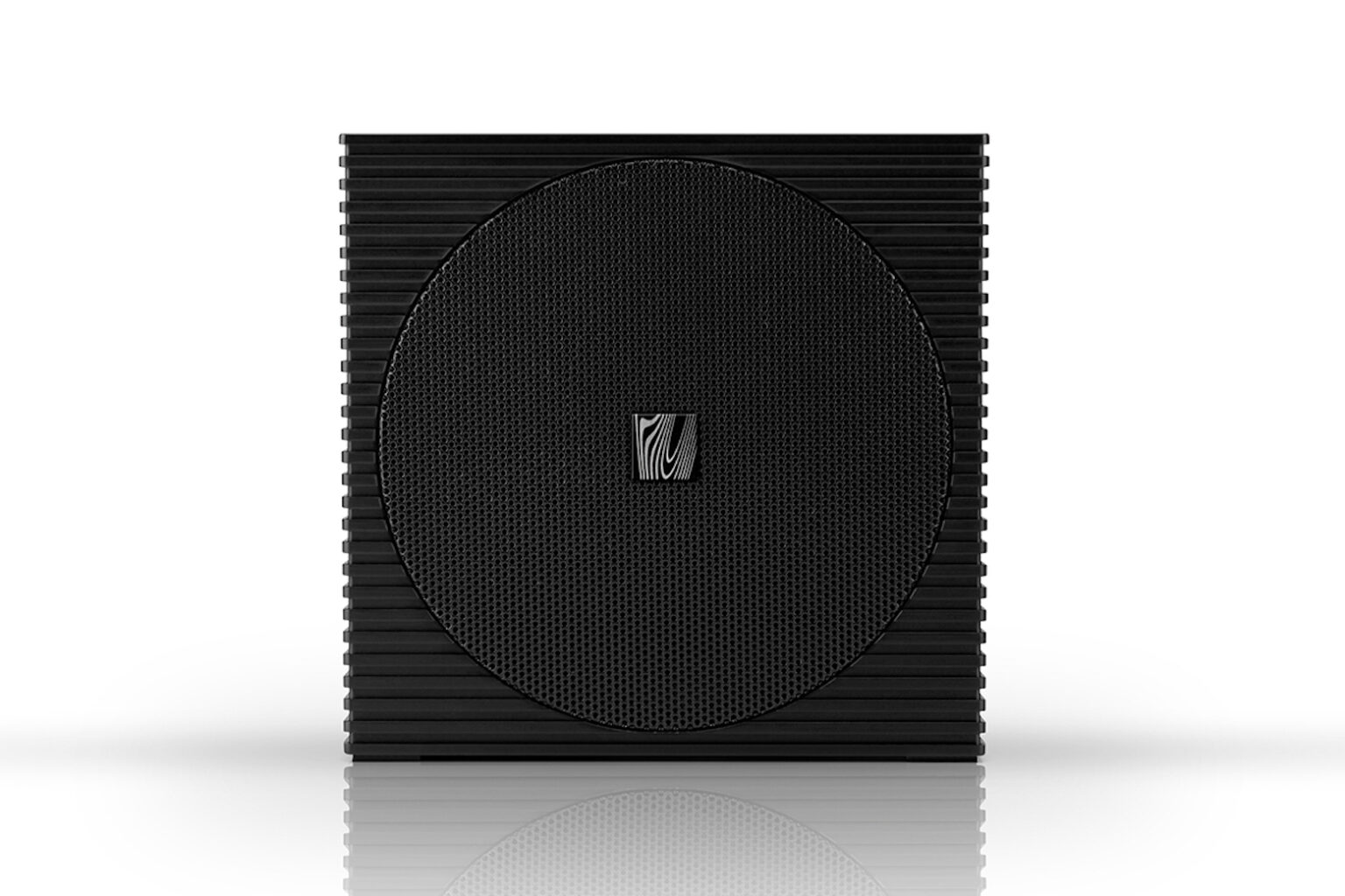 Listen to music for up to 7 hours with this awesome Bluetooth speaker, less than $30 right now.
