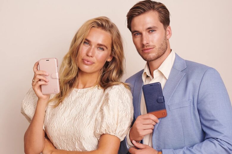 Lupa Legacy offers slim, elegant and protective folio cases for the iPhone 14 series.