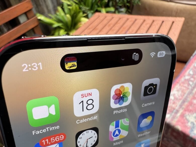 iPhone 14 Plus vs. iPhone 14 Pro Max: The iPhone 14 Pro models replace the notch with the fancy new Dynamic Island.