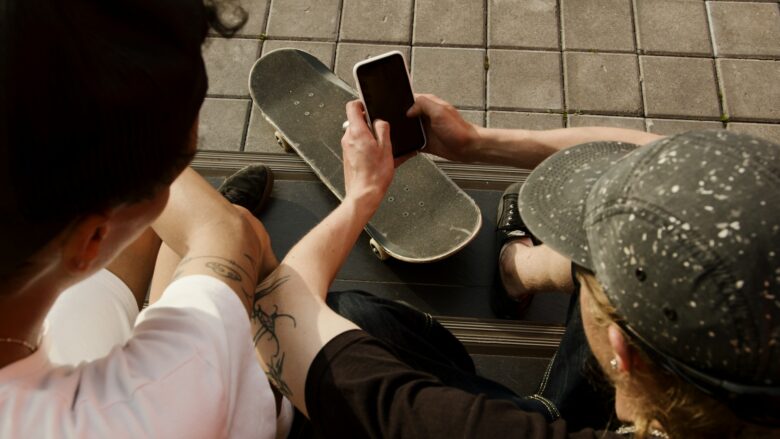 Wondershare FamiSafe helps you keep track of your kids.