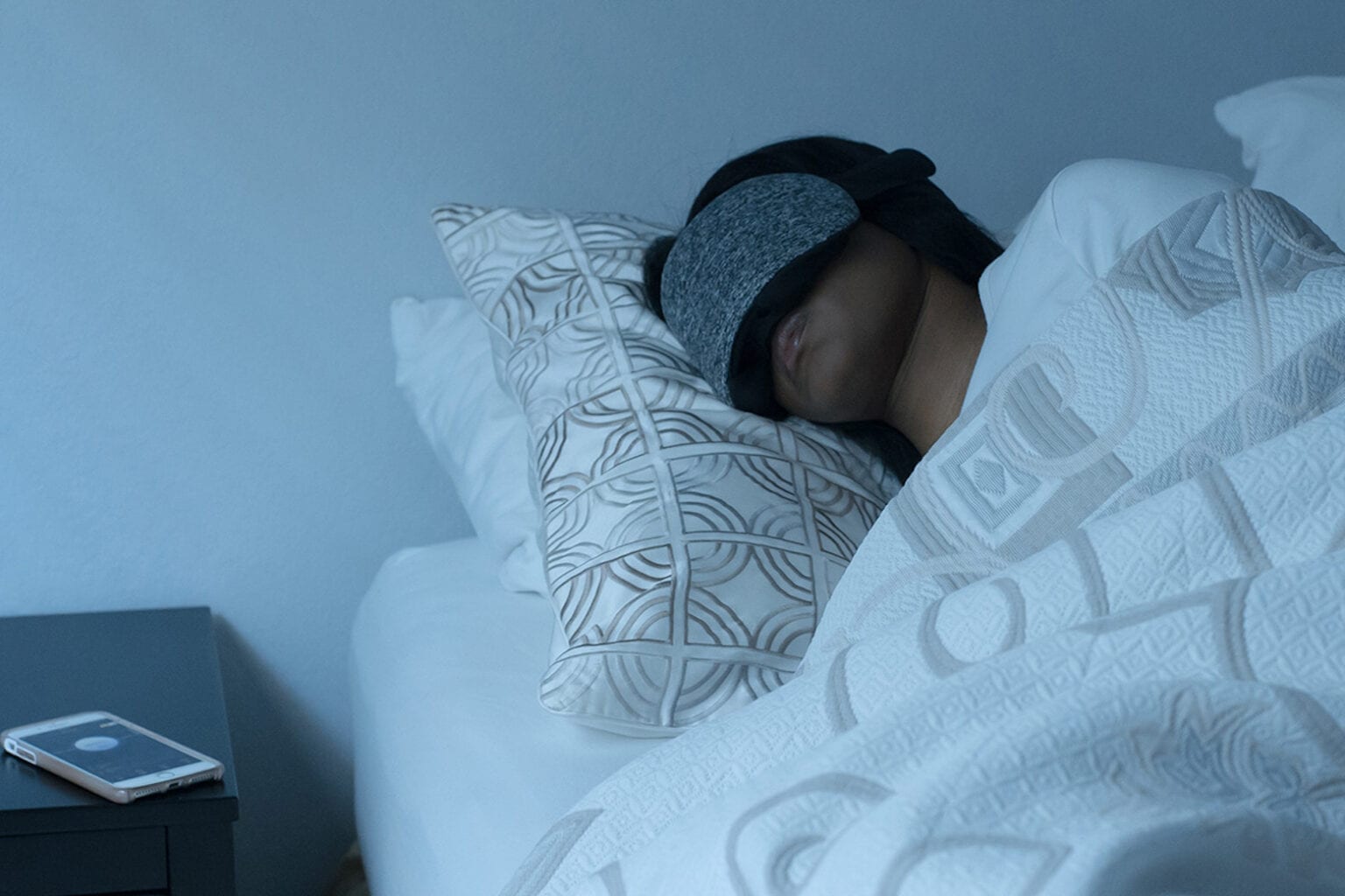 This sleep mask could help you stop snoring.