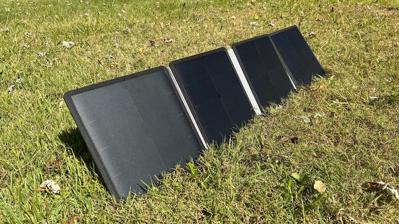 Lion 50W Foldable Solar Panel