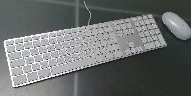Apple Aluminum Keyboard, Wired, Full-size with Num Pad