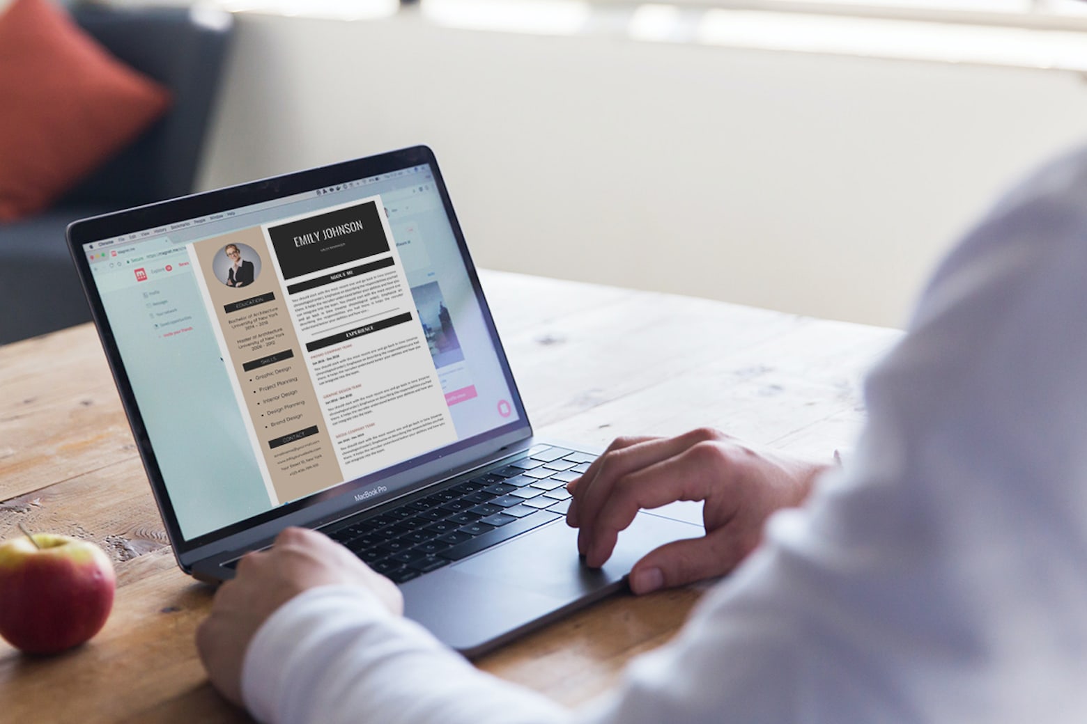 Design a killer resume with this template bundle.