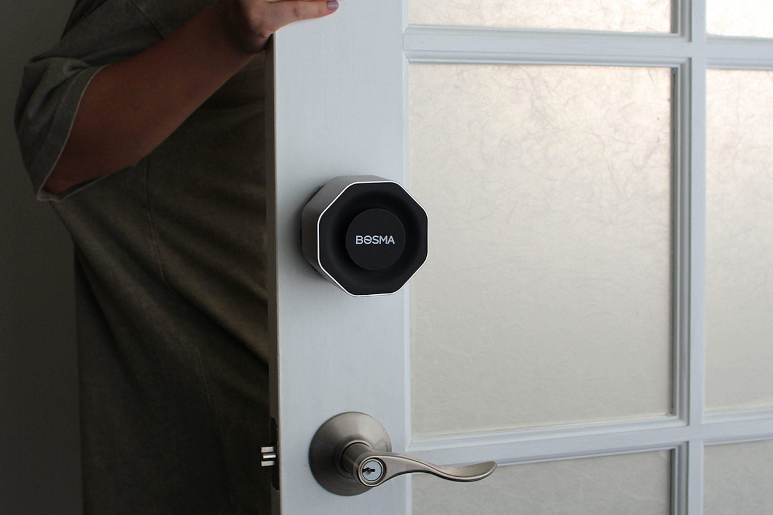 This smart door lock has five star reviews across the board - and you can grab 25% off today.