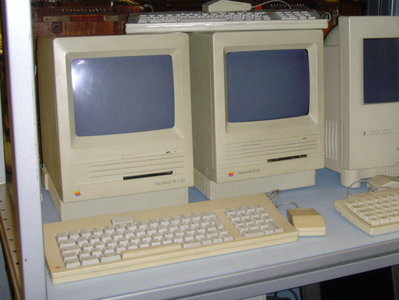 Macintosh SE and SE/30 with the Apple Desktop Bus keyboard.