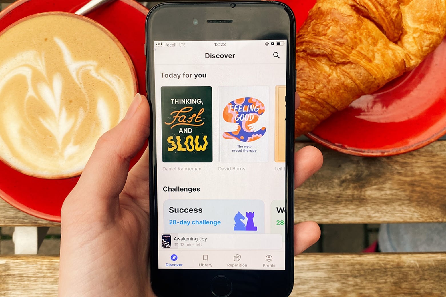 Same you, new focus: Get bite-sized audio versions of top non-fiction bestsellers with this top-rated app, less than $60 for life right now.