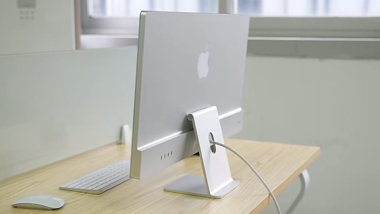 Would you prefer an iMac without a chin, but thicker?