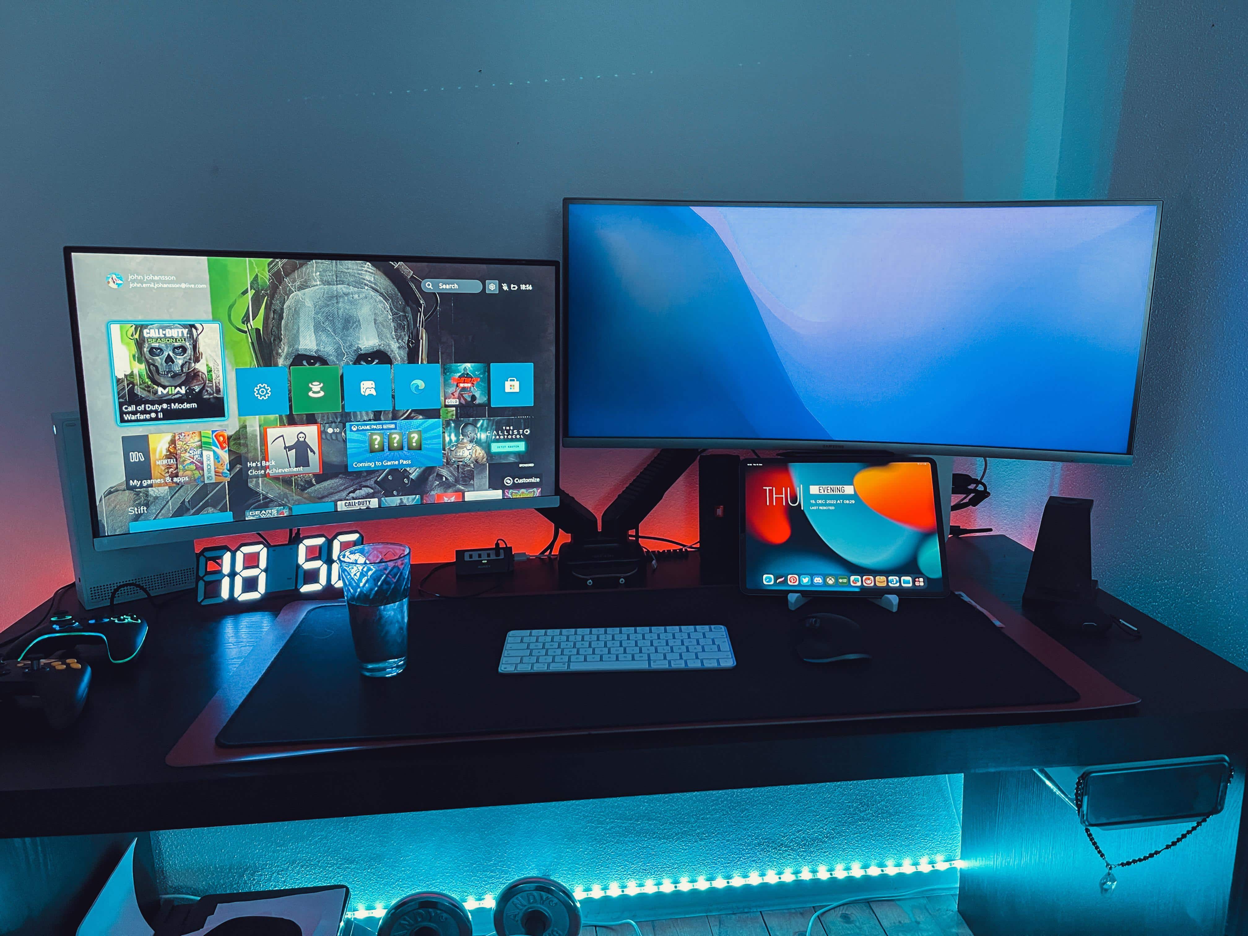 Two Mac minis and an Xbox provide the fun in this gaming setup.