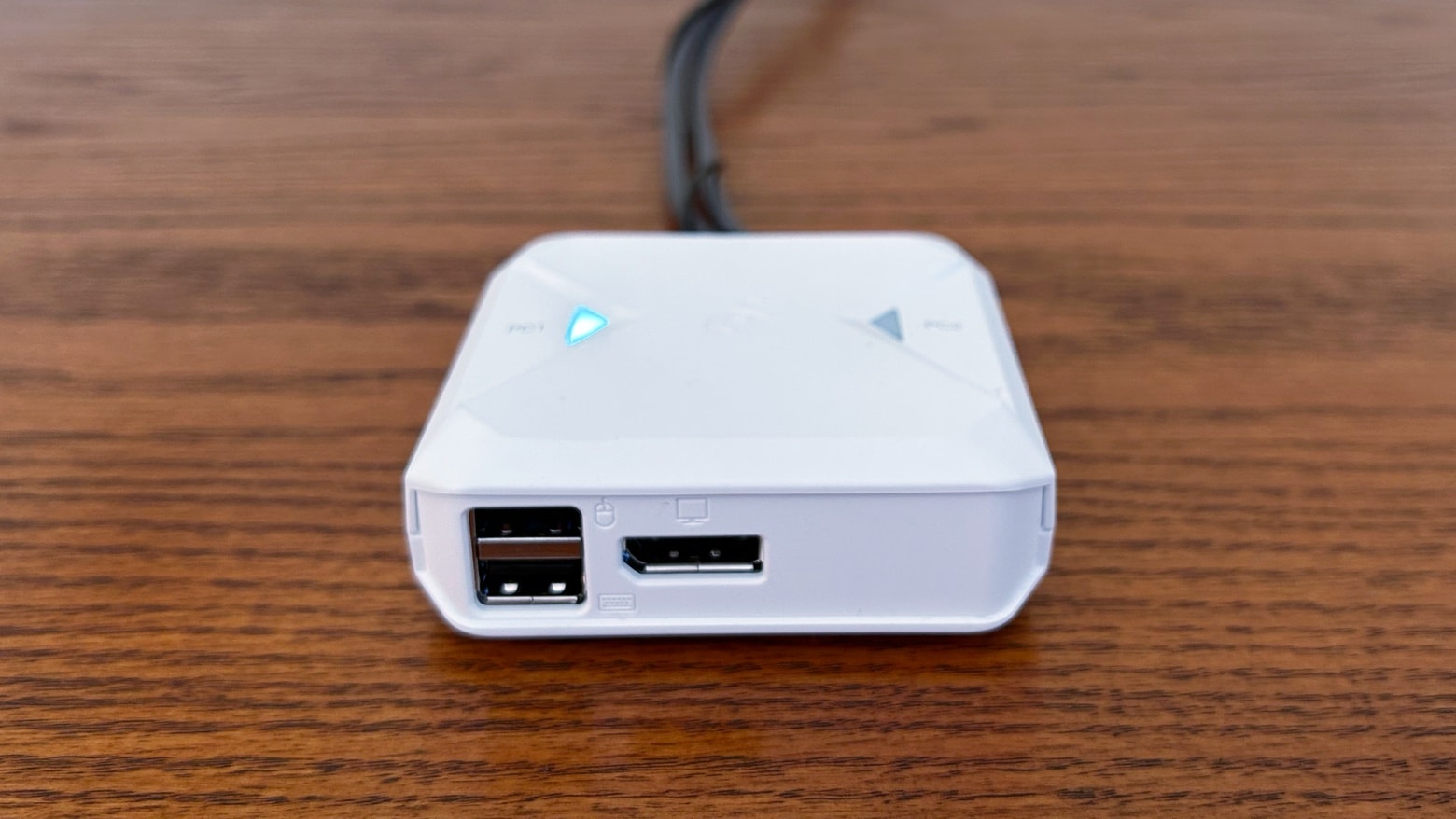 Easily share a screen between 2 Macs with this clever KVM switch